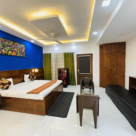 Golden Bed And Breakfast- High Quality Rooms In South Ex-1 D Block New Delhi Exterior photo